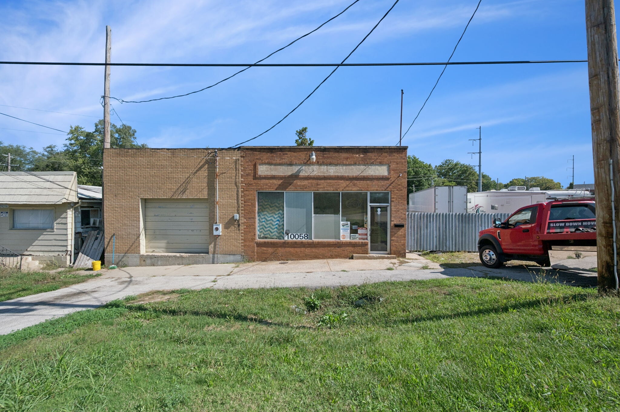 10058 E Wilson Rd, Independence, MO for Sale
