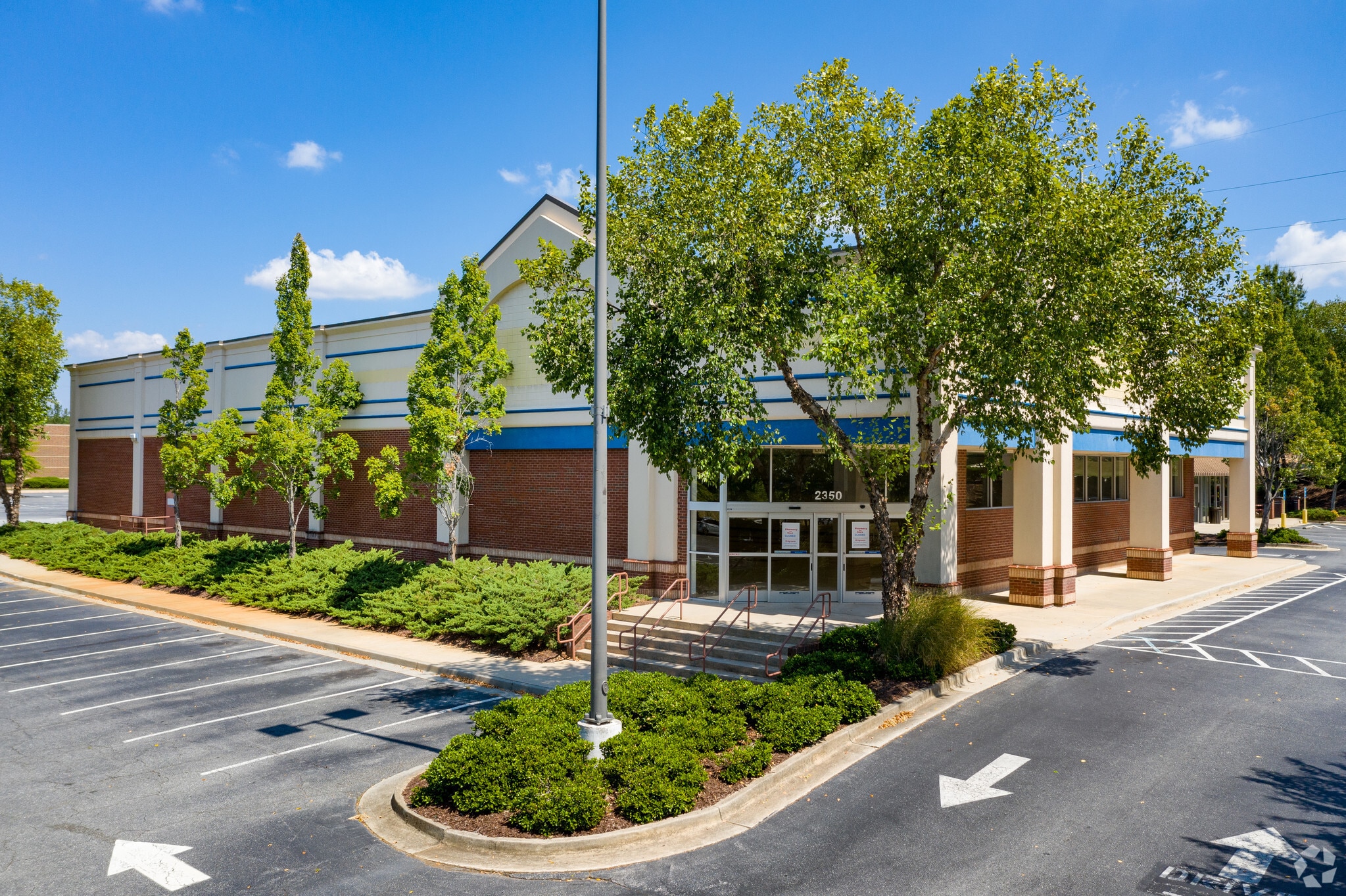 2350 Holcomb Bridge Rd, Roswell, GA for Sale