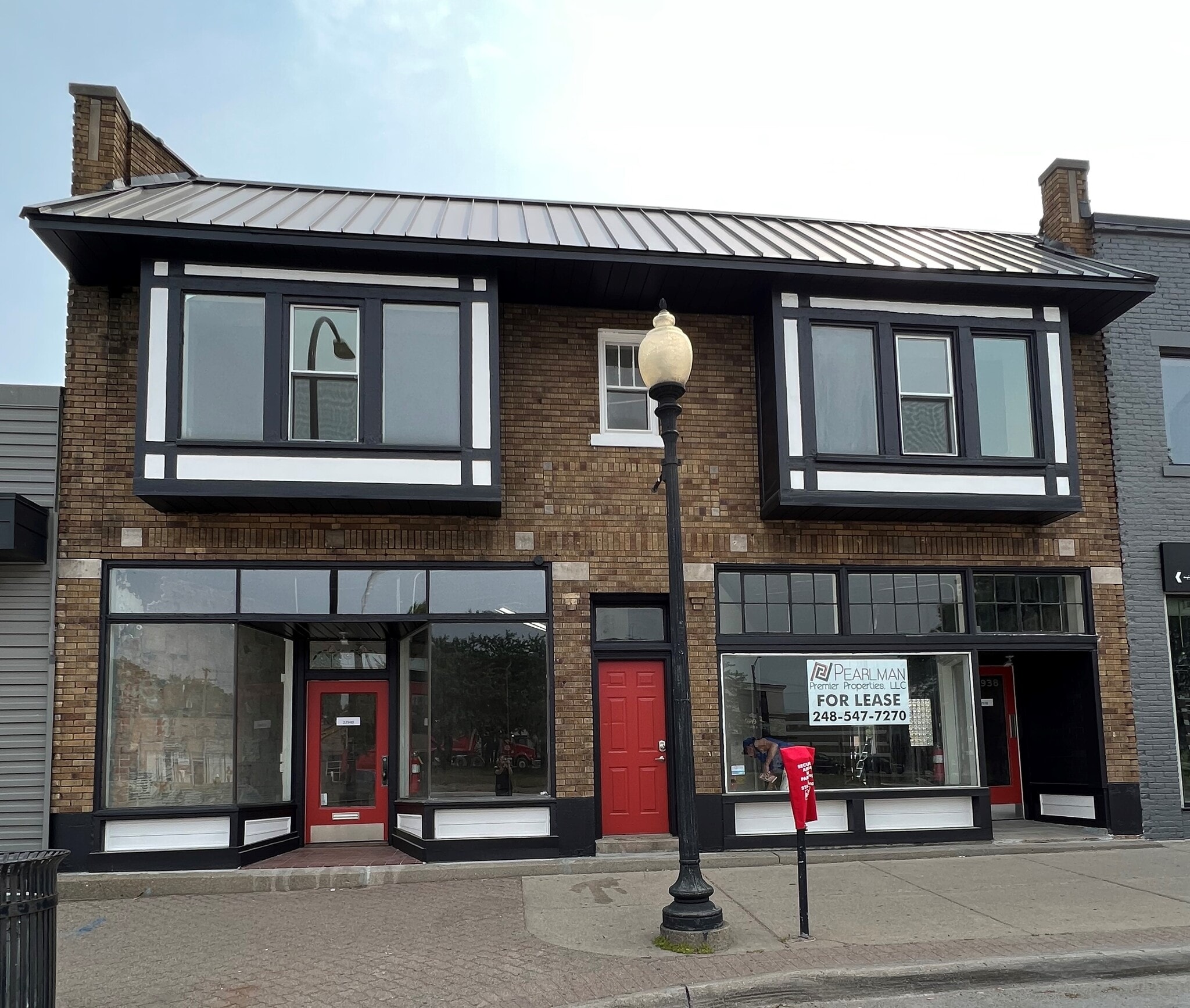 22938-22940 Woodward Ave, Ferndale, MI for Rent