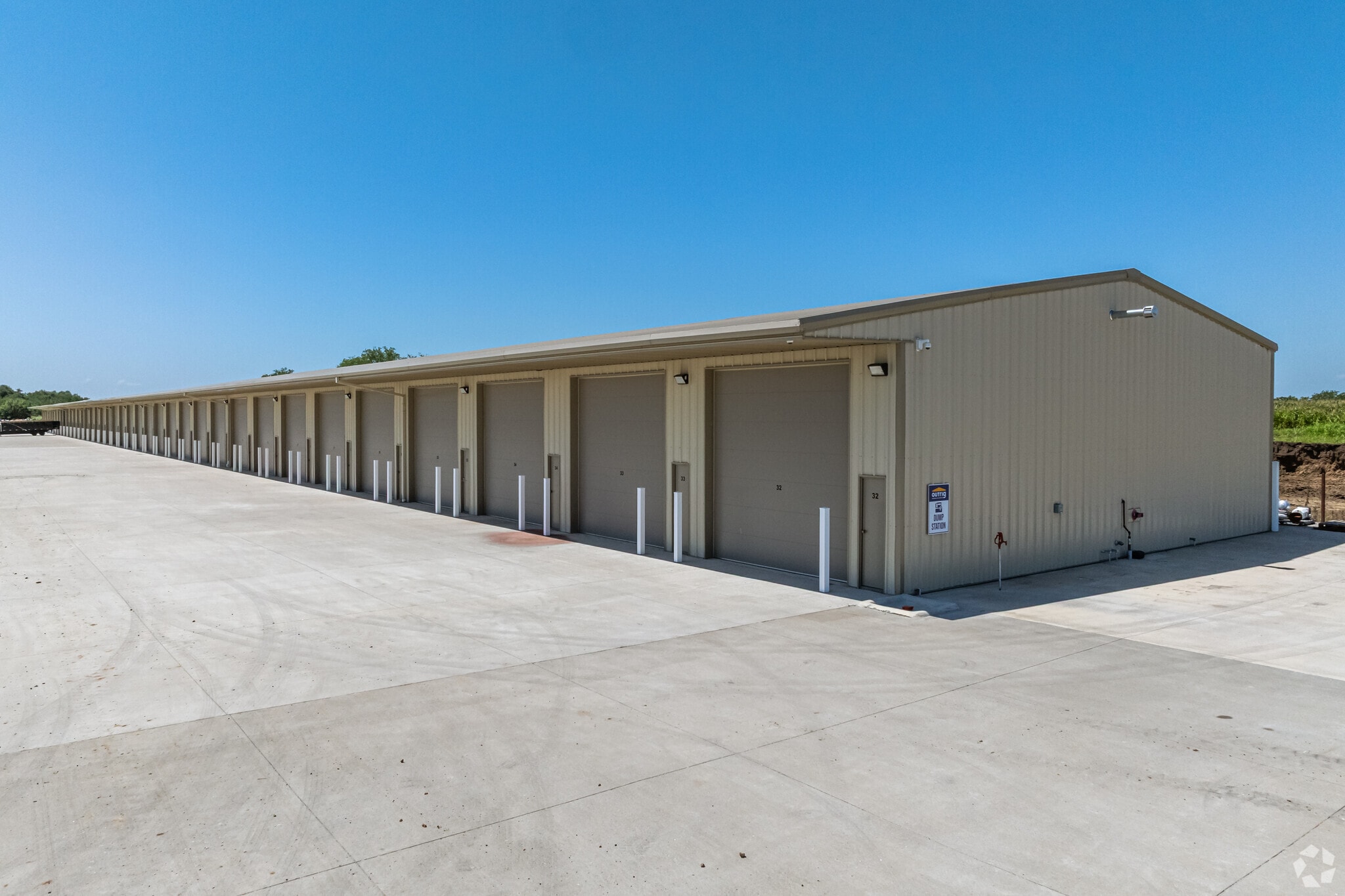 14600 N US Highway 169, Smithville, MO for Rent