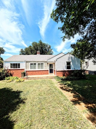 Muscle Shoals, AL Specialty - 401 W Grand Ave