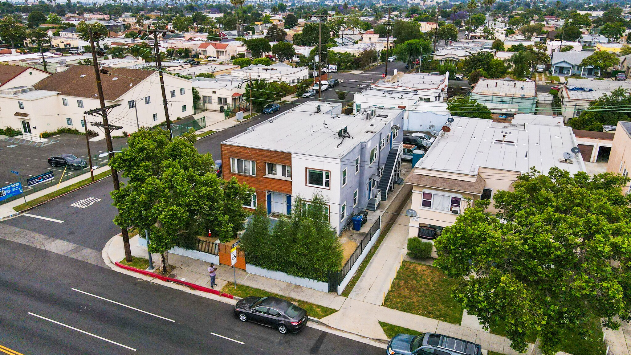 3994 S Wilton Pl, Los Angeles, CA for Sale