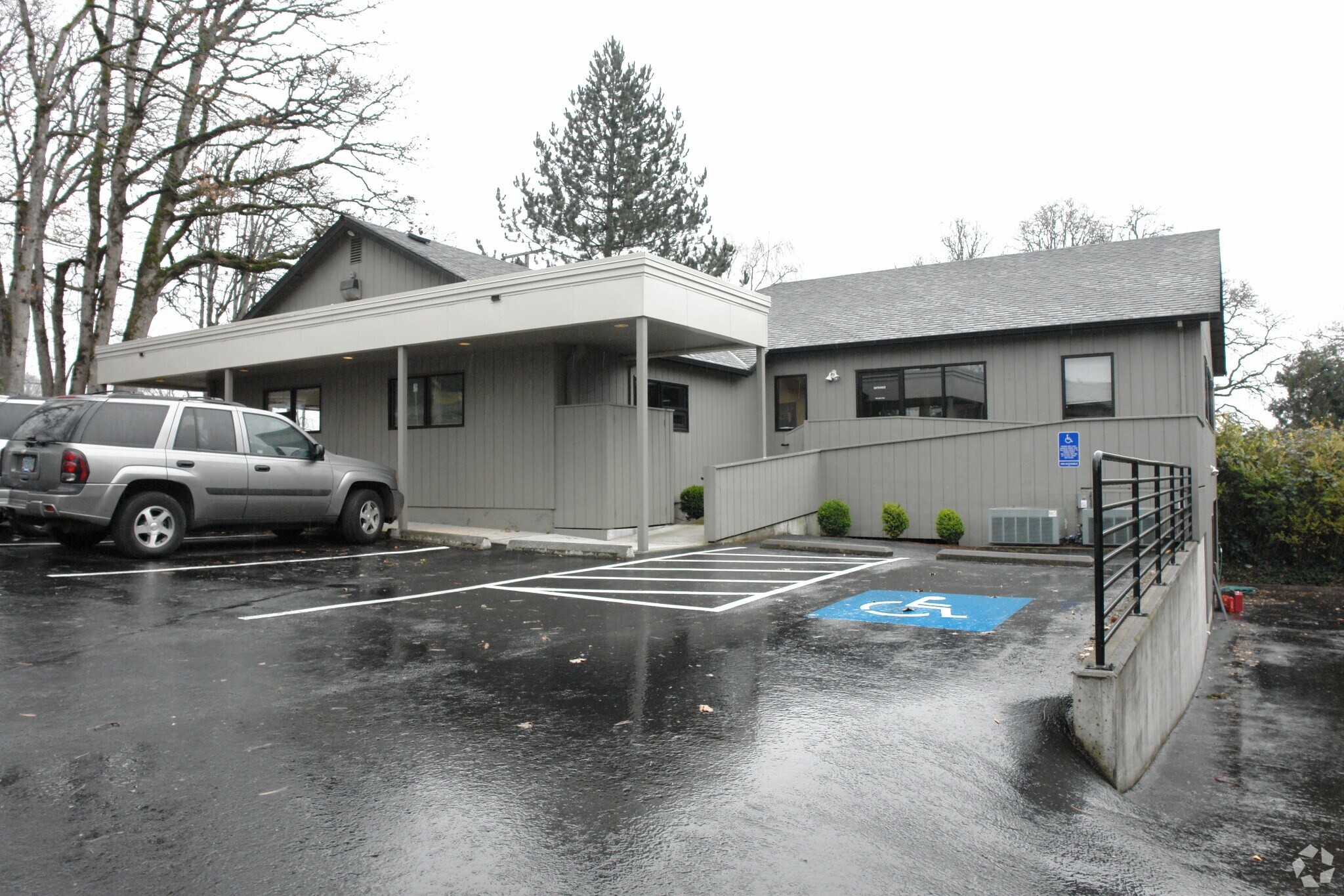 11705 SW 68th Ave, Portland, OR for Sale