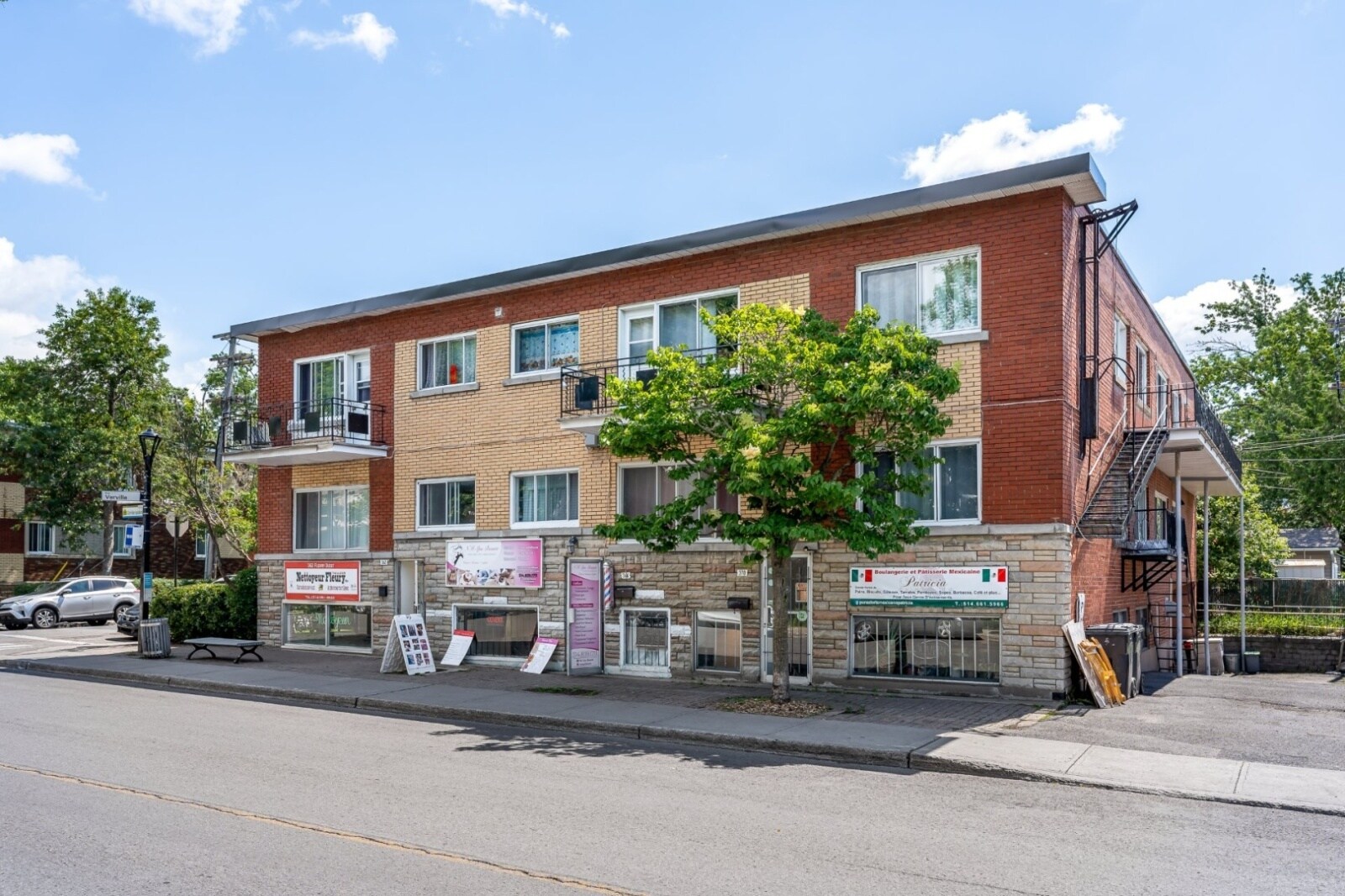 362-370 Rue Fleury O, Montréal, QC for Sale