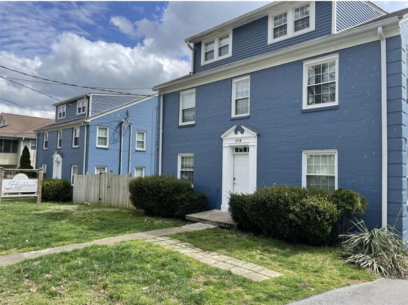 504-506 N Race St, Glasgow, KY for Sale