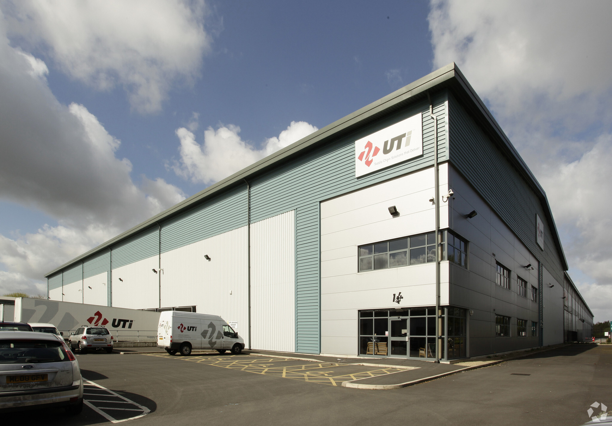 Barton Dock Rd, Manchester, GTM for Rent