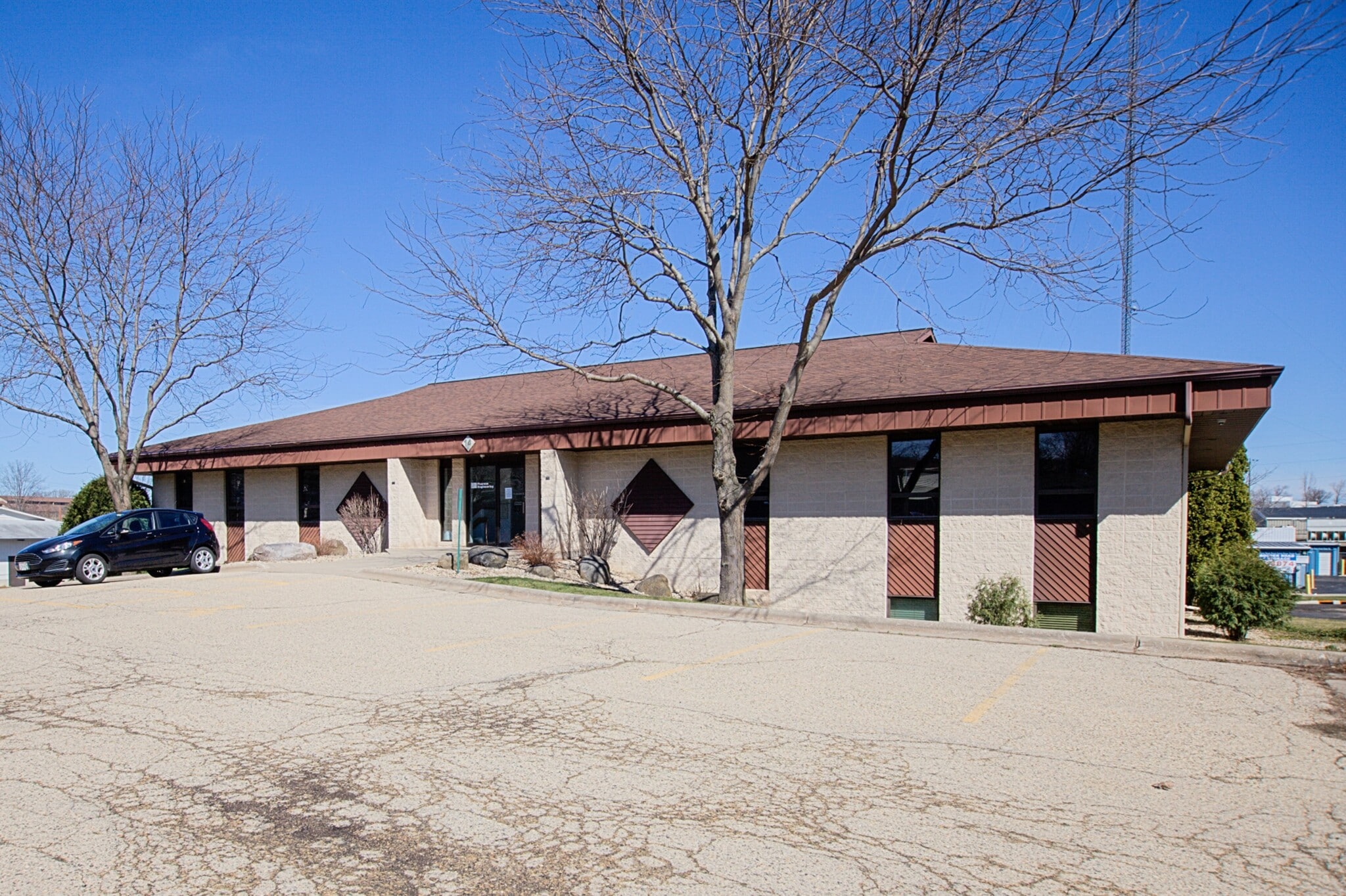 14 Ellis Potter Ct, Madison, WI for Sale