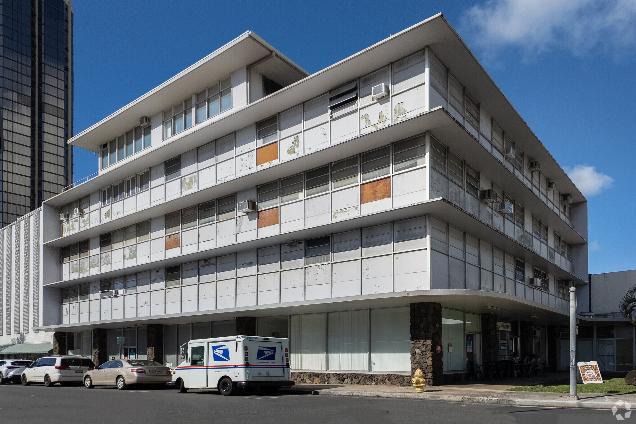 1481 S King St, Honolulu, HI for Rent