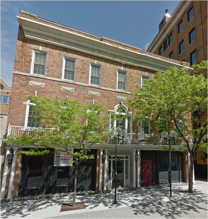 46-58 Chatham St W, Windsor, ON for Rent