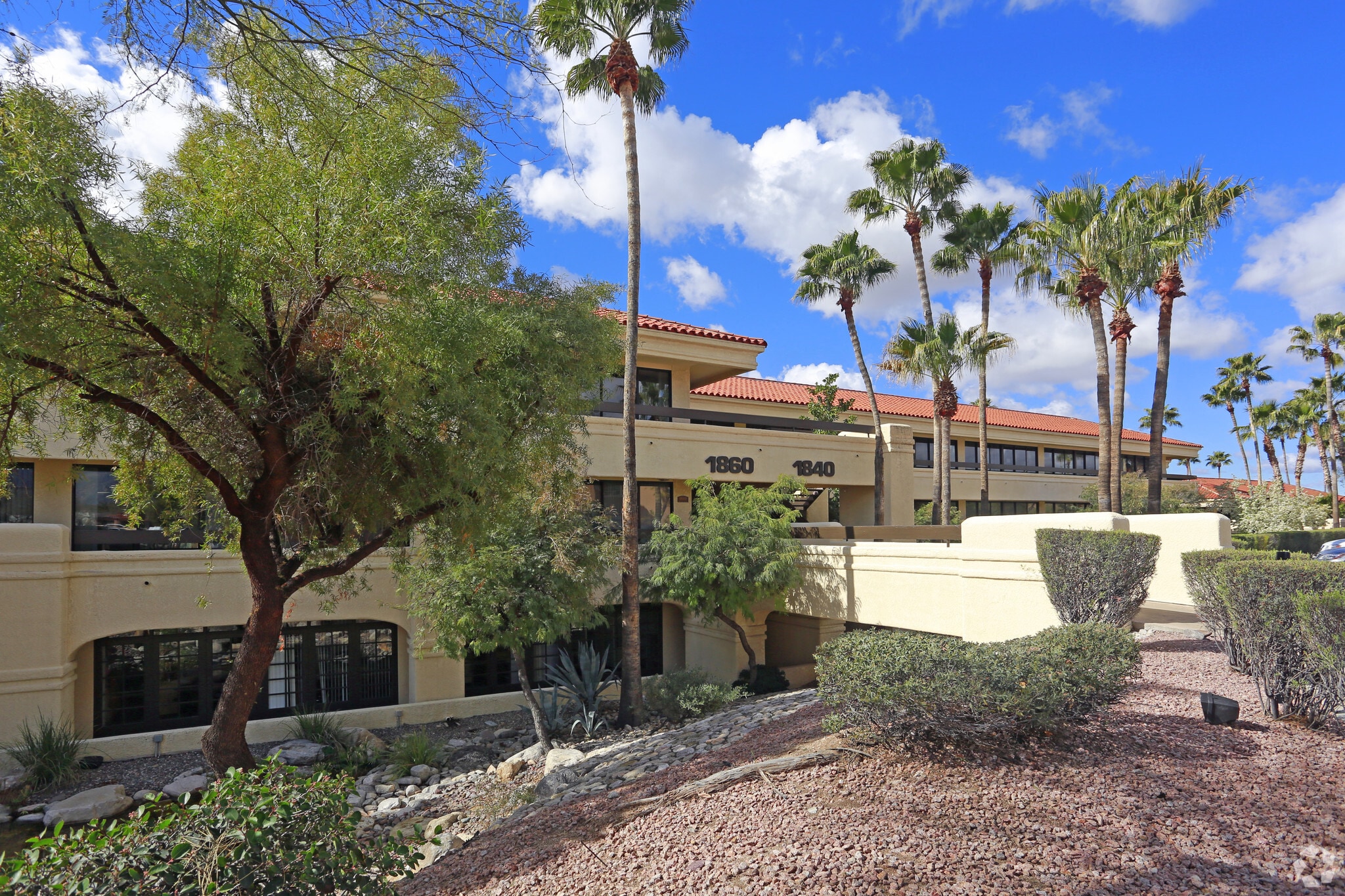 1840-1860 E River Rd, Tucson, AZ for Rent