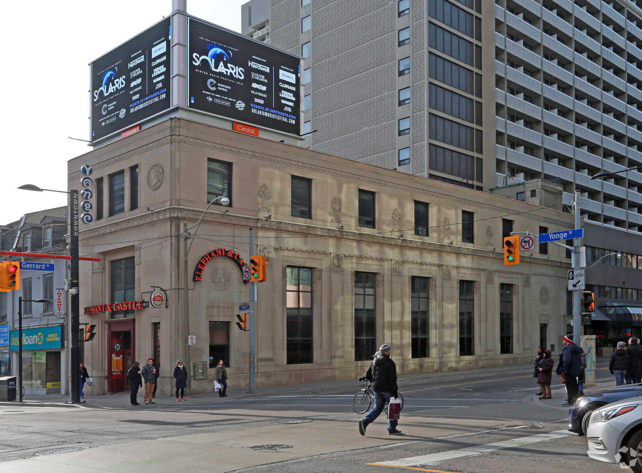 378 Yonge St, Toronto, ON for Rent