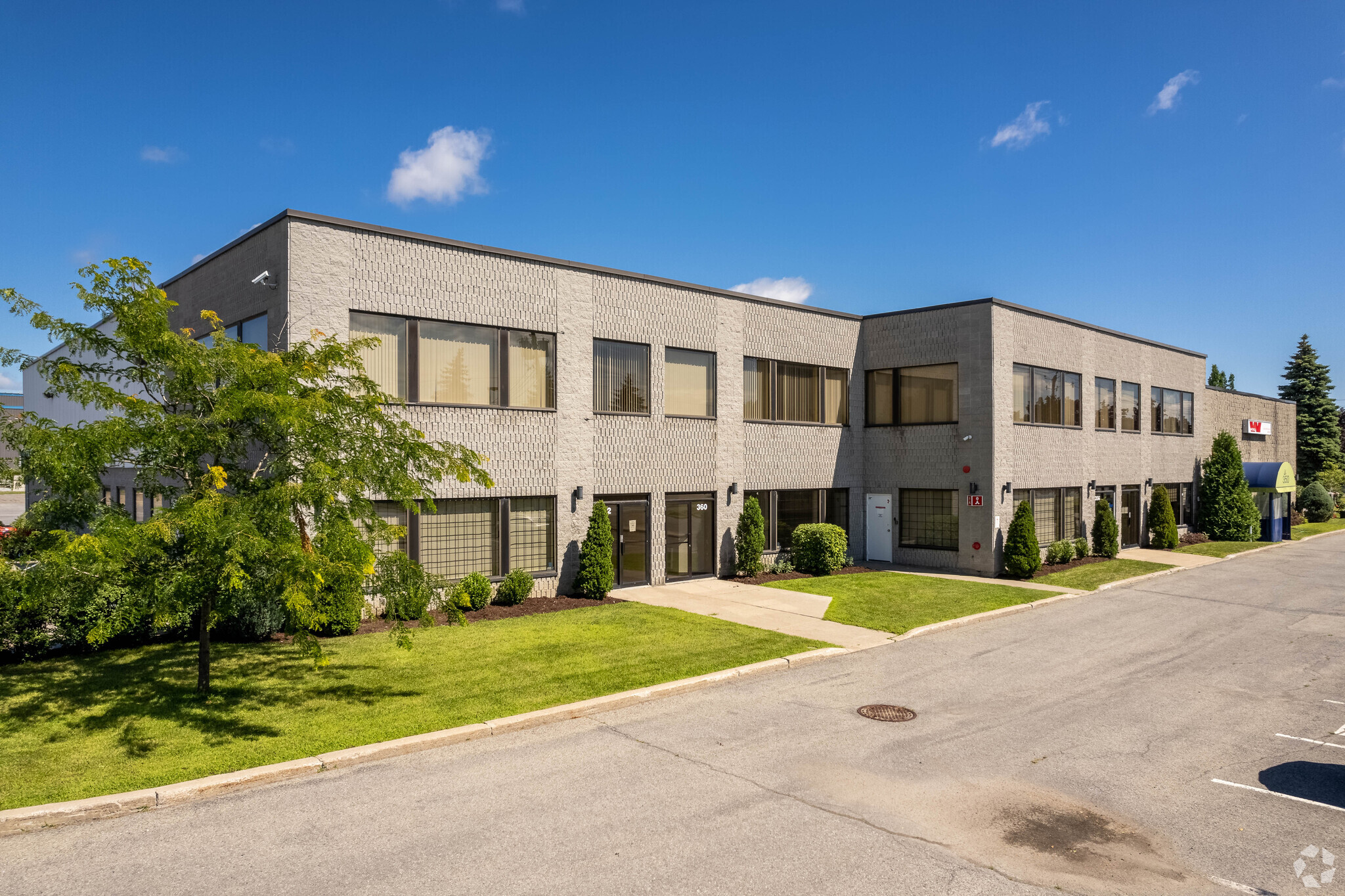 330-364 Rue Joseph-Carrier, Vaudreuil-dorion, QC for Rent