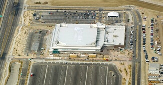 Palm Desert, CA Sports and Entertainment - 75702 Varner Rd