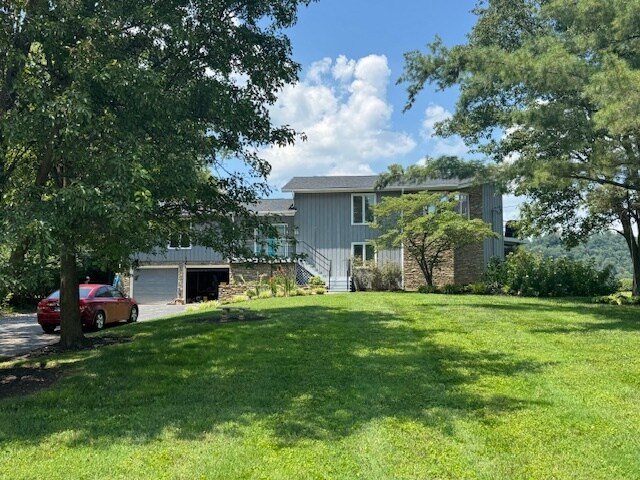1060 D W Griffith Ln, La Grange, KY for Rent
