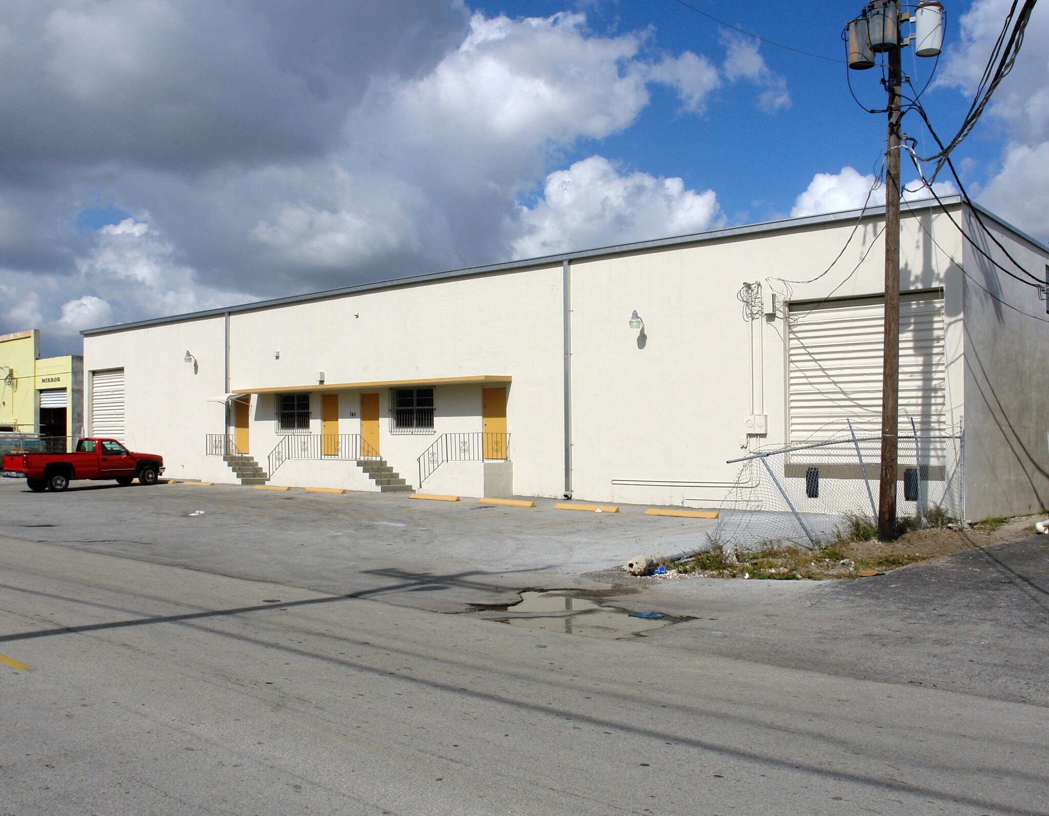 745 W 25th St, Hialeah, FL for Rent
