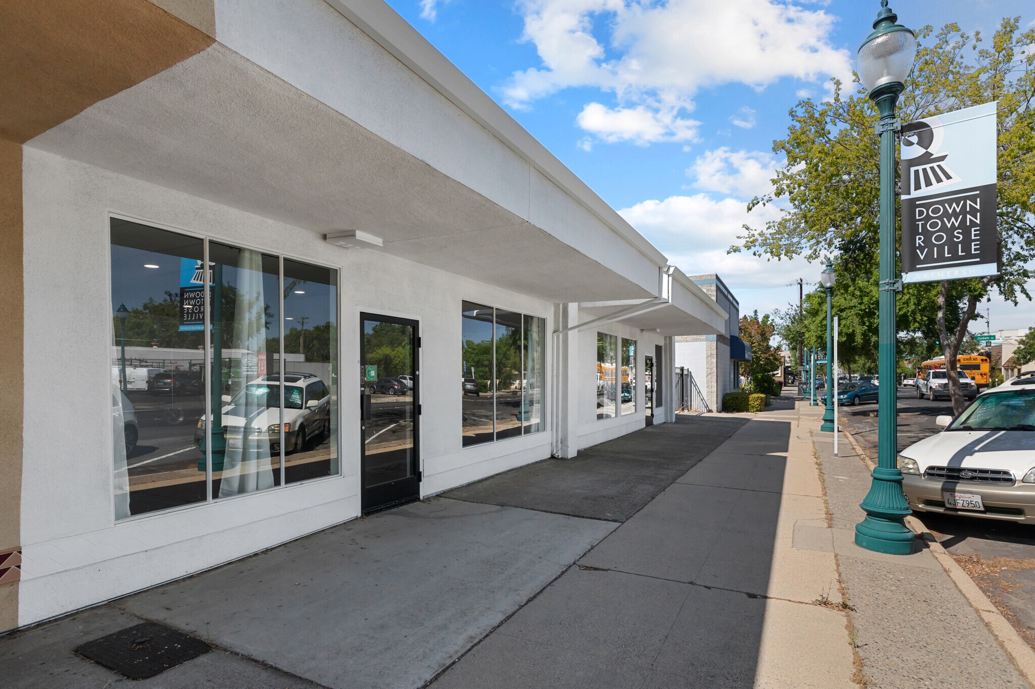 628-632 Vernon St, Roseville, CA for Rent