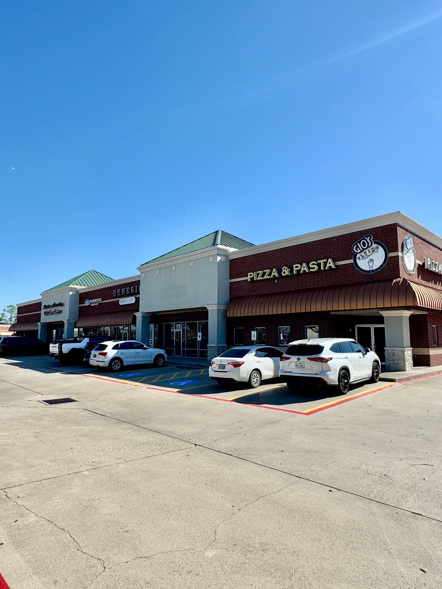630-650 FM 517 Rd W, Dickinson, TX for Rent
