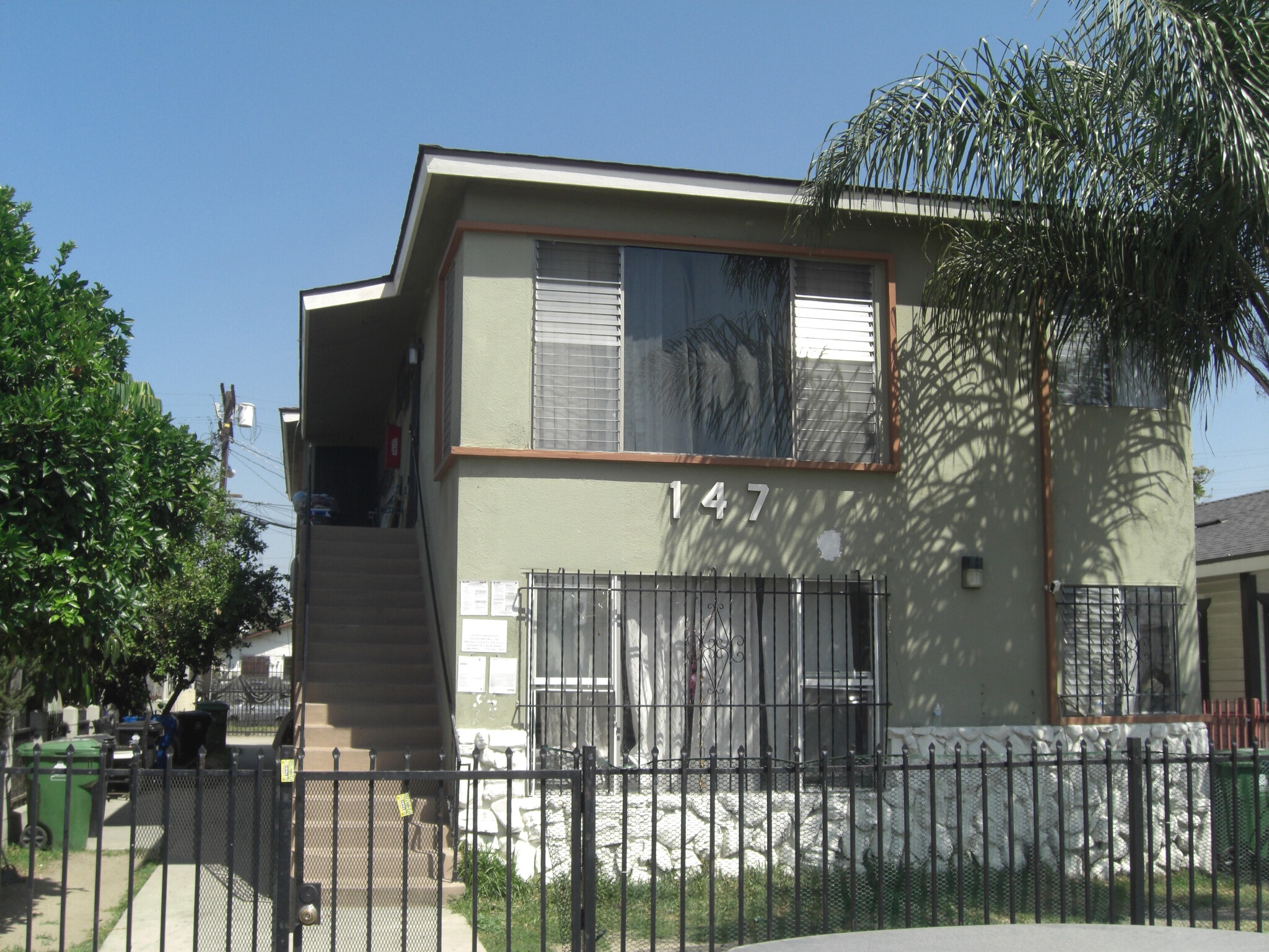 147 E 55th St, Los Angeles, CA for Sale