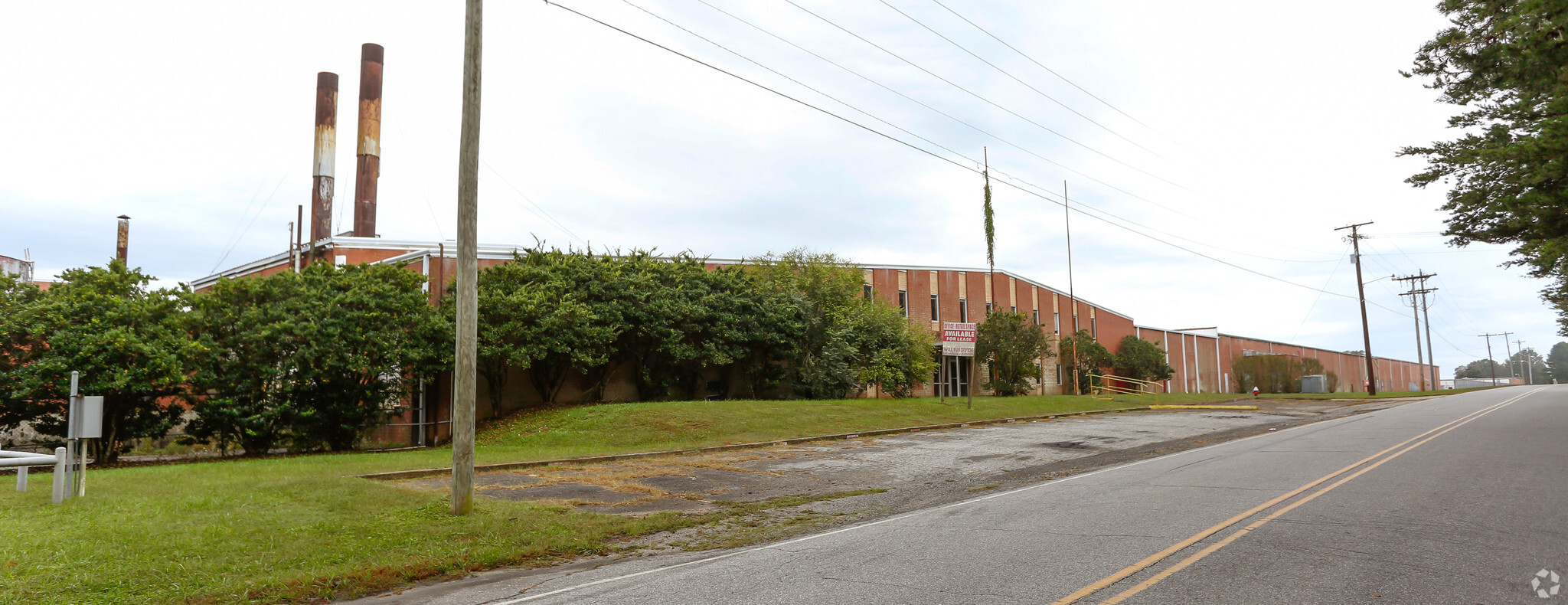 1515 W Academy St, Cherryville, NC for Rent