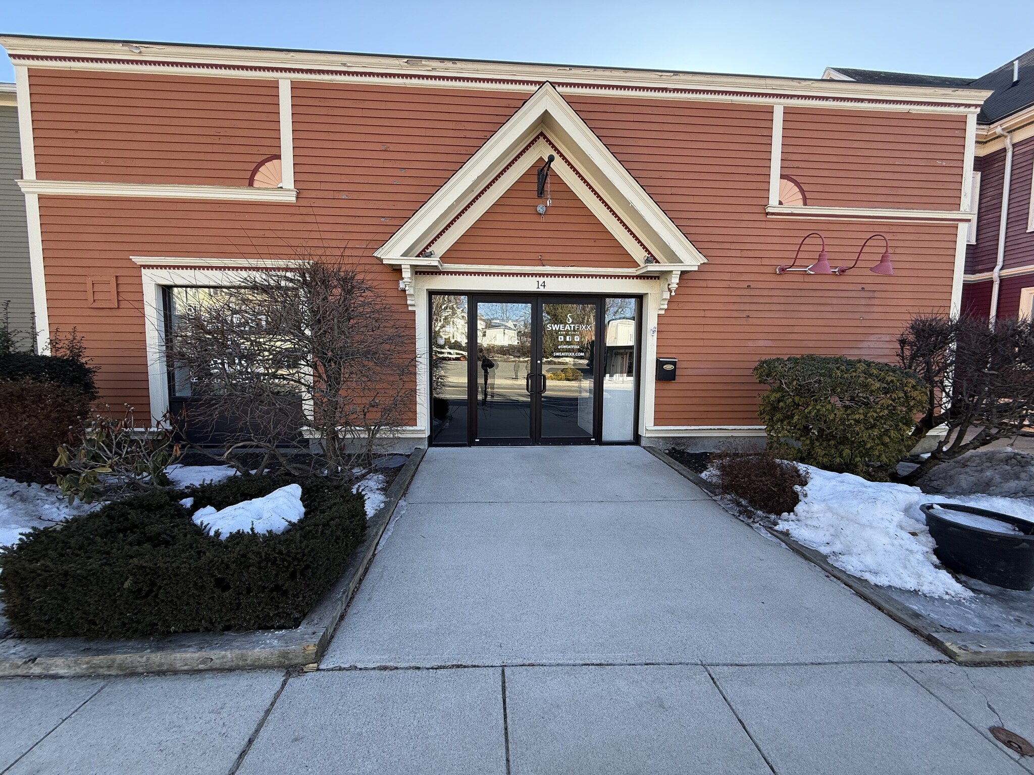 14 Elliott St, Beverly, MA for Rent
