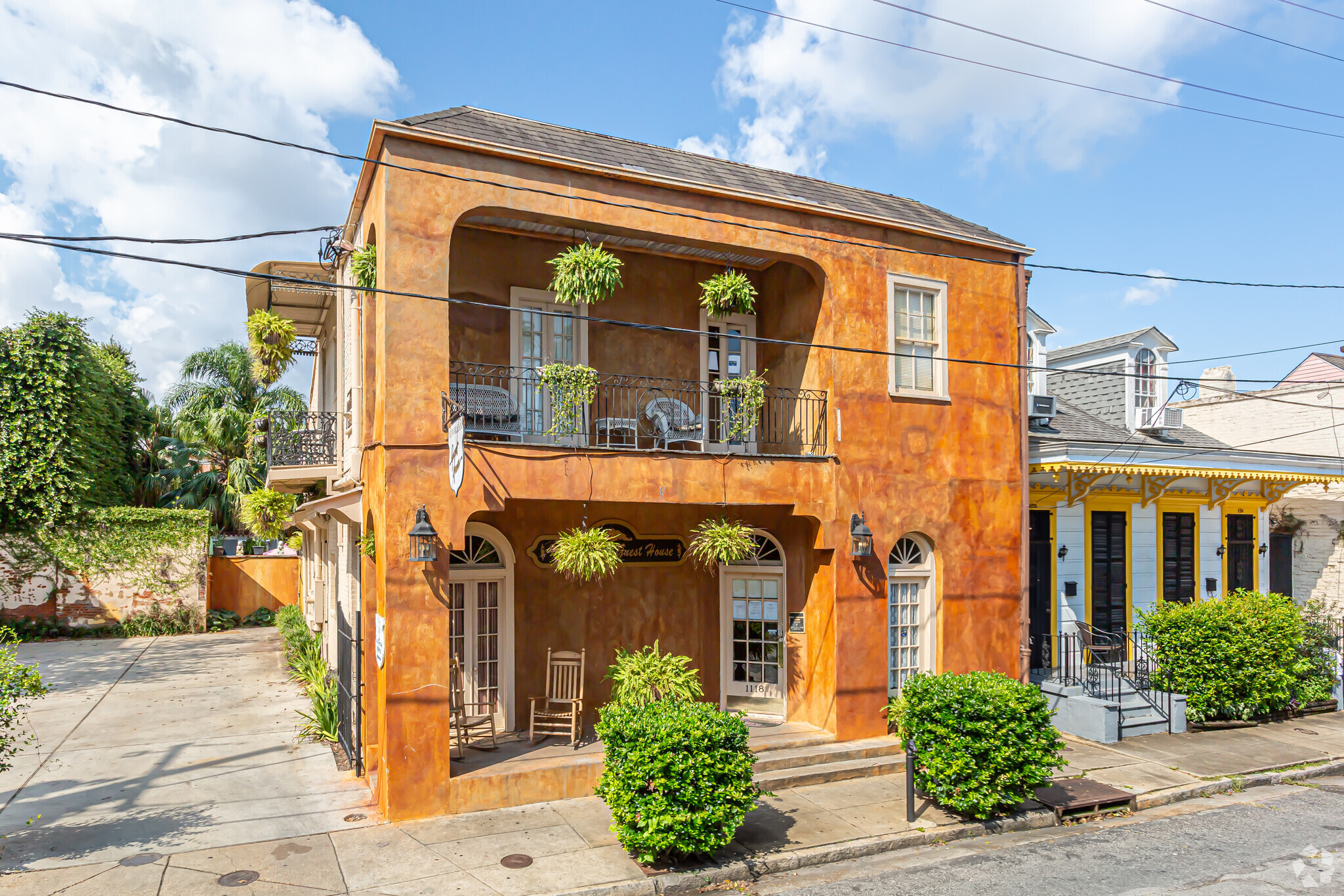 1118 Ursulines St, New Orleans, LA for Sale