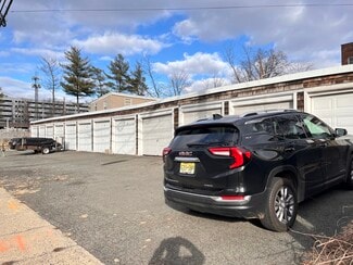 Roselle, NJ Self-Storage Facilities - 162 W 2nd Ave