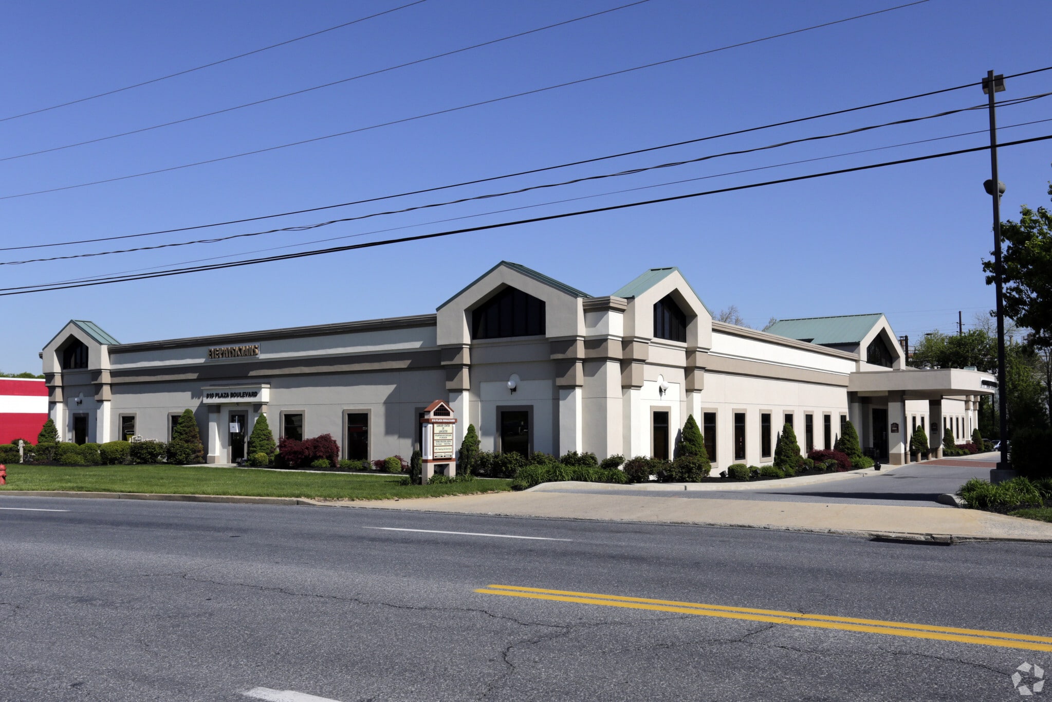 810 Plaza Blvd, Lancaster, PA for Rent