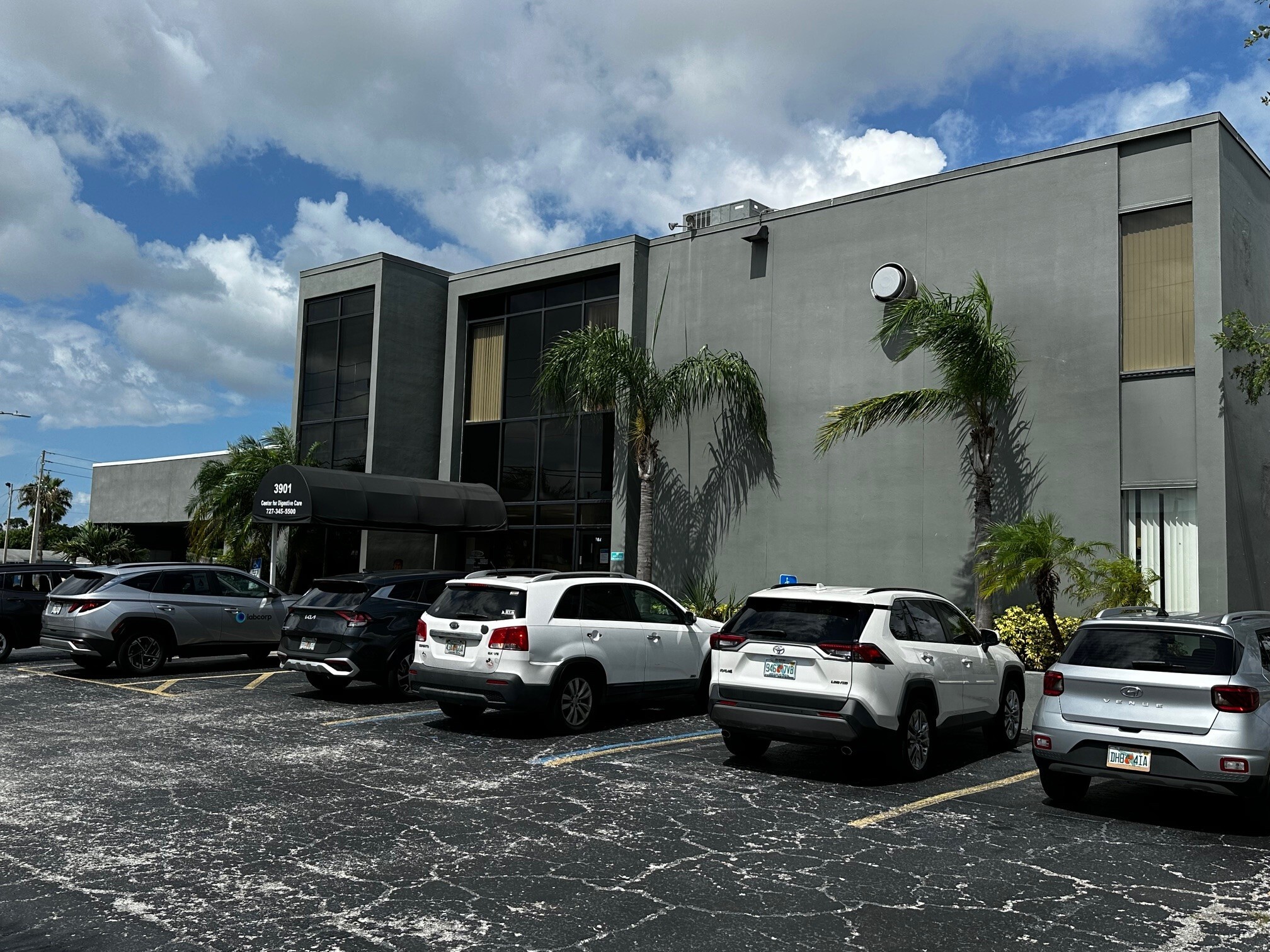 3901 66th St N, Saint Petersburg, FL for Rent