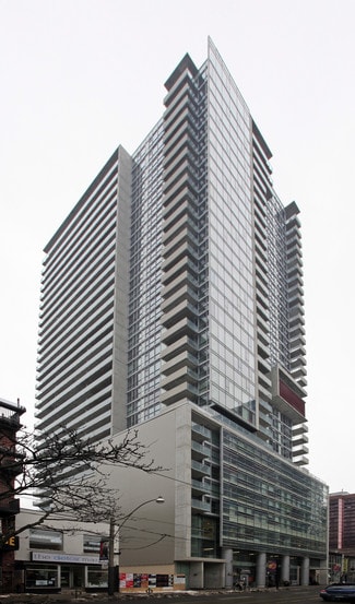 Toronto, ON Retail - 373-375 King St W Toronto, ON Retail - 373-375 King St W