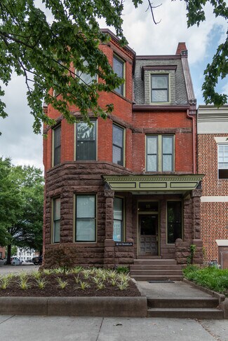 18 W Franklin St  