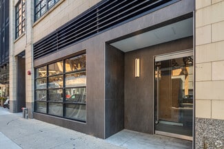 Chicago, IL Retail - 223 W Lake St