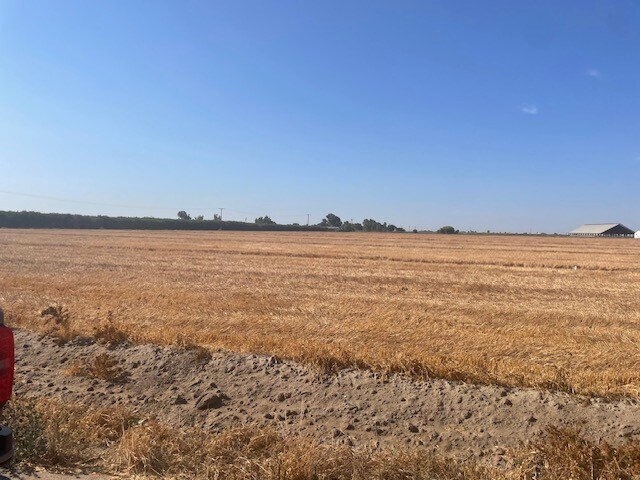 Klindera Avenue, Tipton, CA for Sale