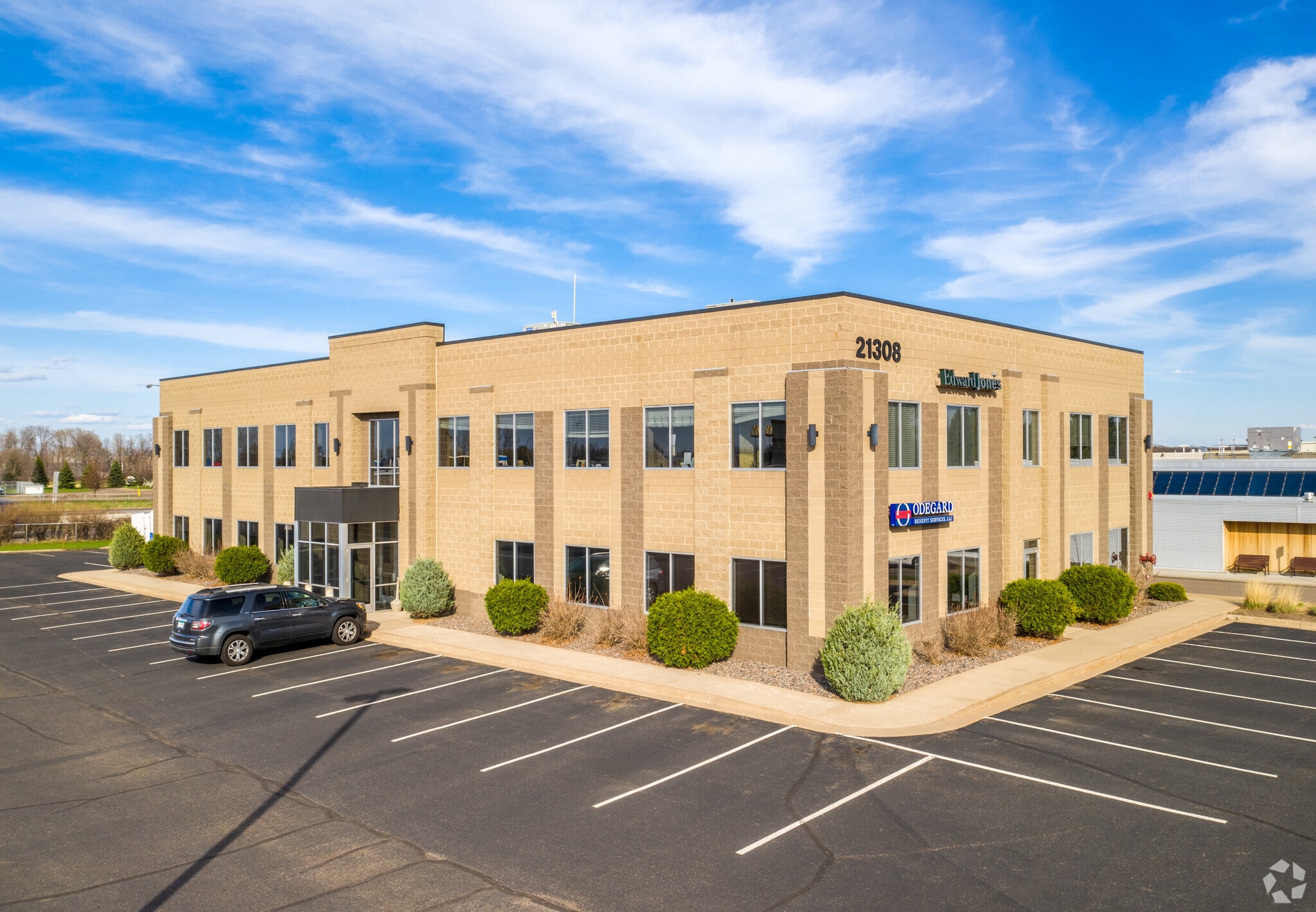 21308 John Milless Dr, Rogers, MN for Rent