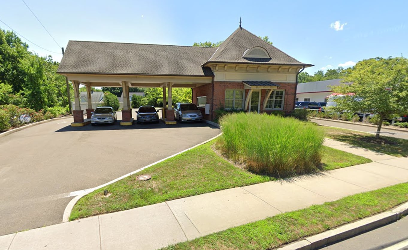 85 East Putnam Ave, Cos Cob, CT for Rent