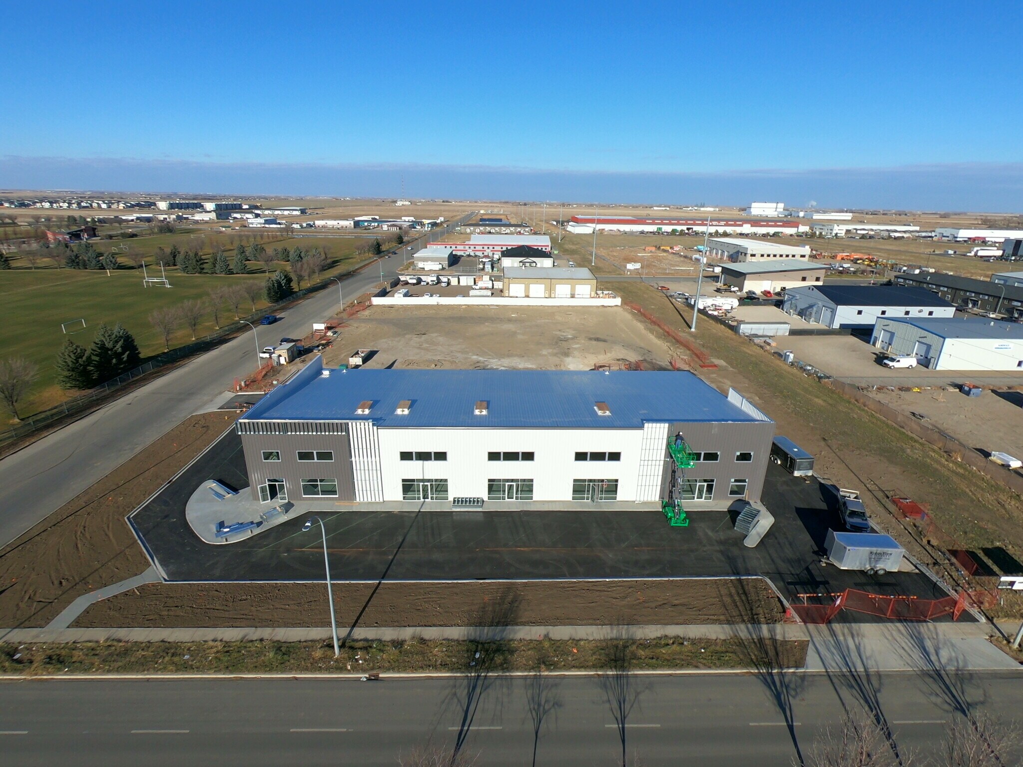 3233 30 St N, Lethbridge, AB for Rent