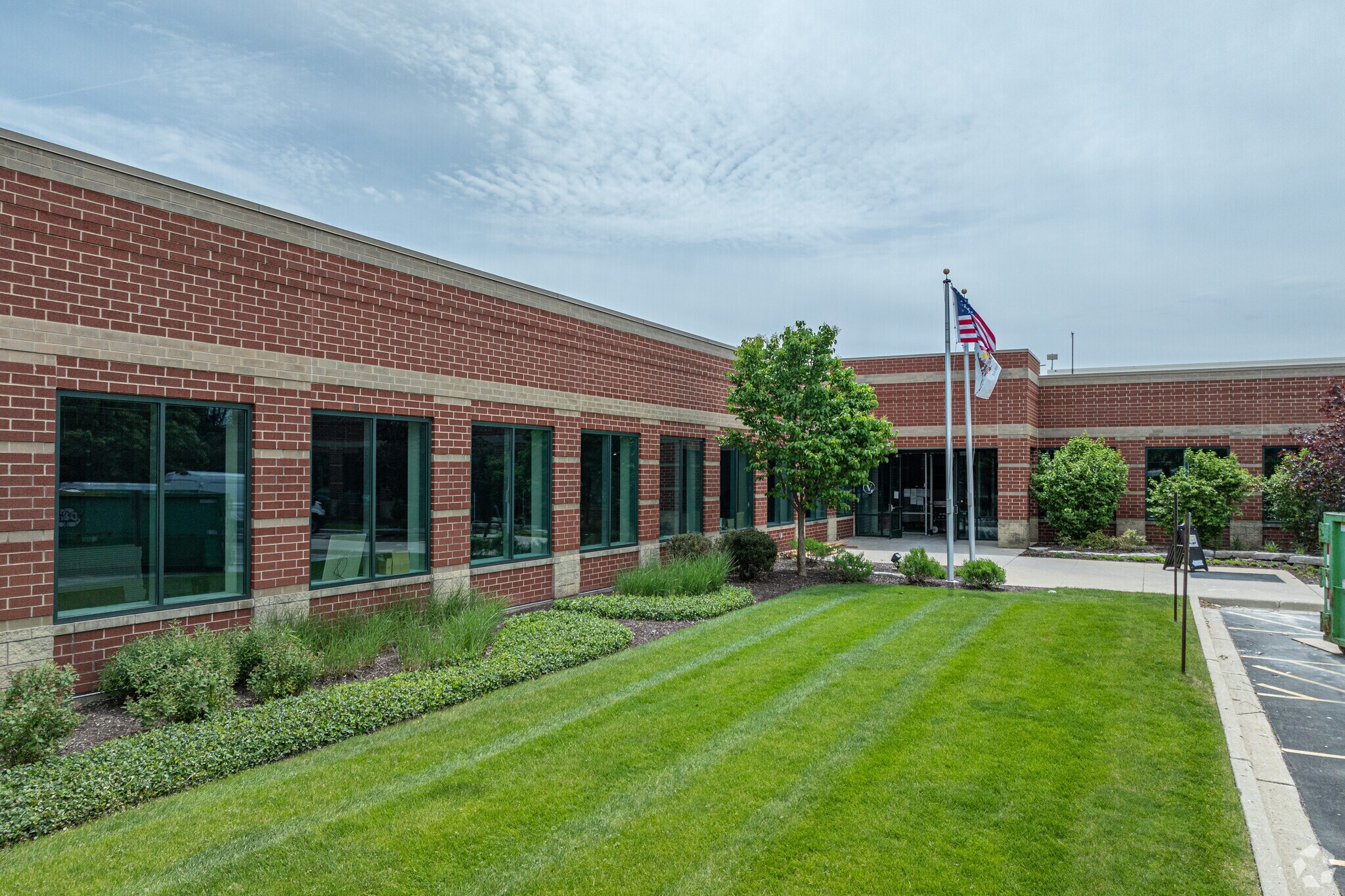 7325 Janes Ave, Woodridge, IL for Sale