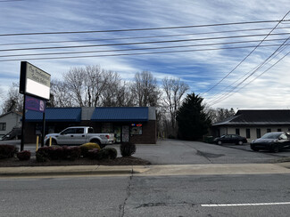 Asheville, NC undefined - 524 Hendersonville Rd
