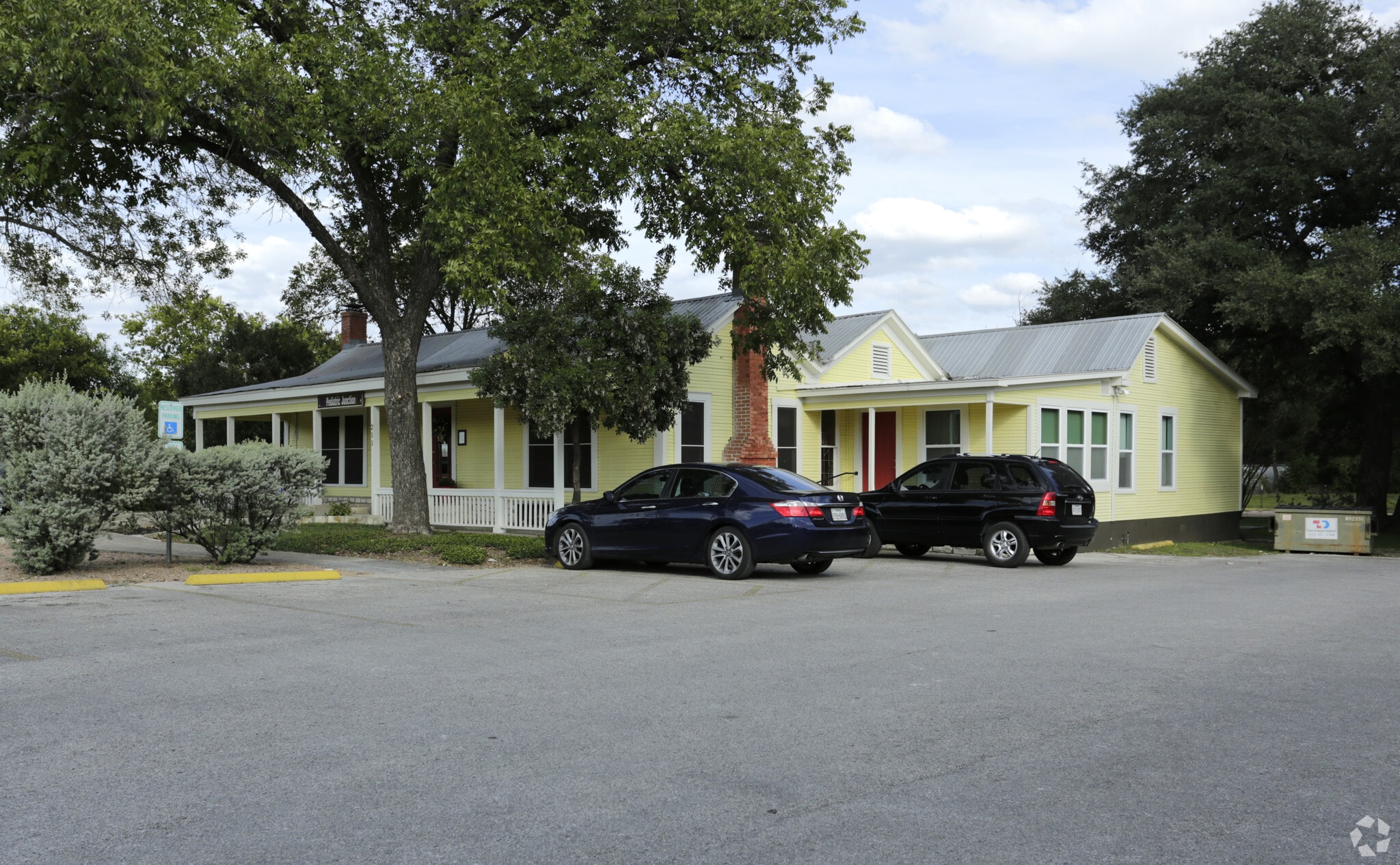 211 Railroad St, Buda, TX for Sale