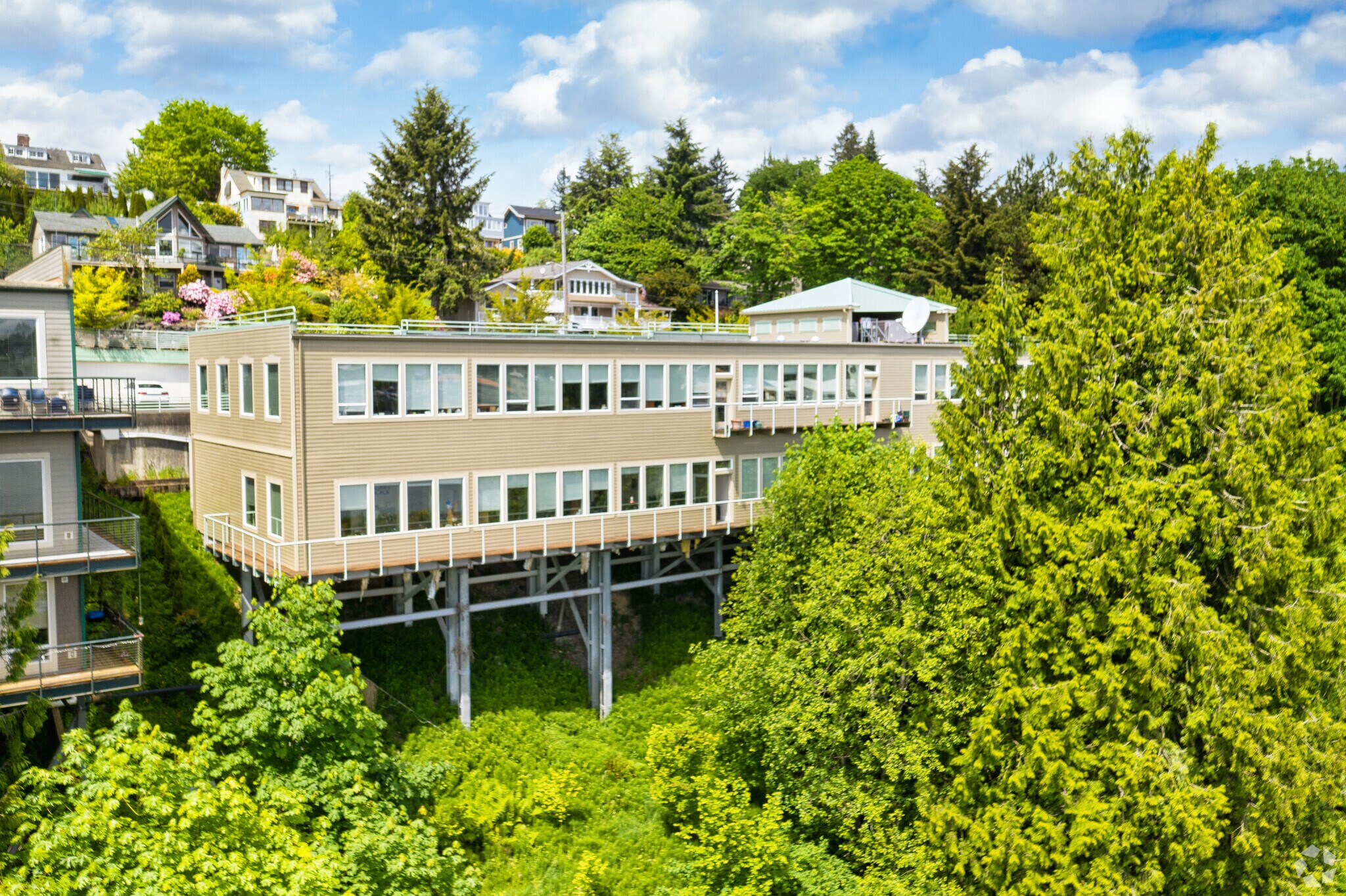324 W Bay Dr NW, Olympia, WA for Rent