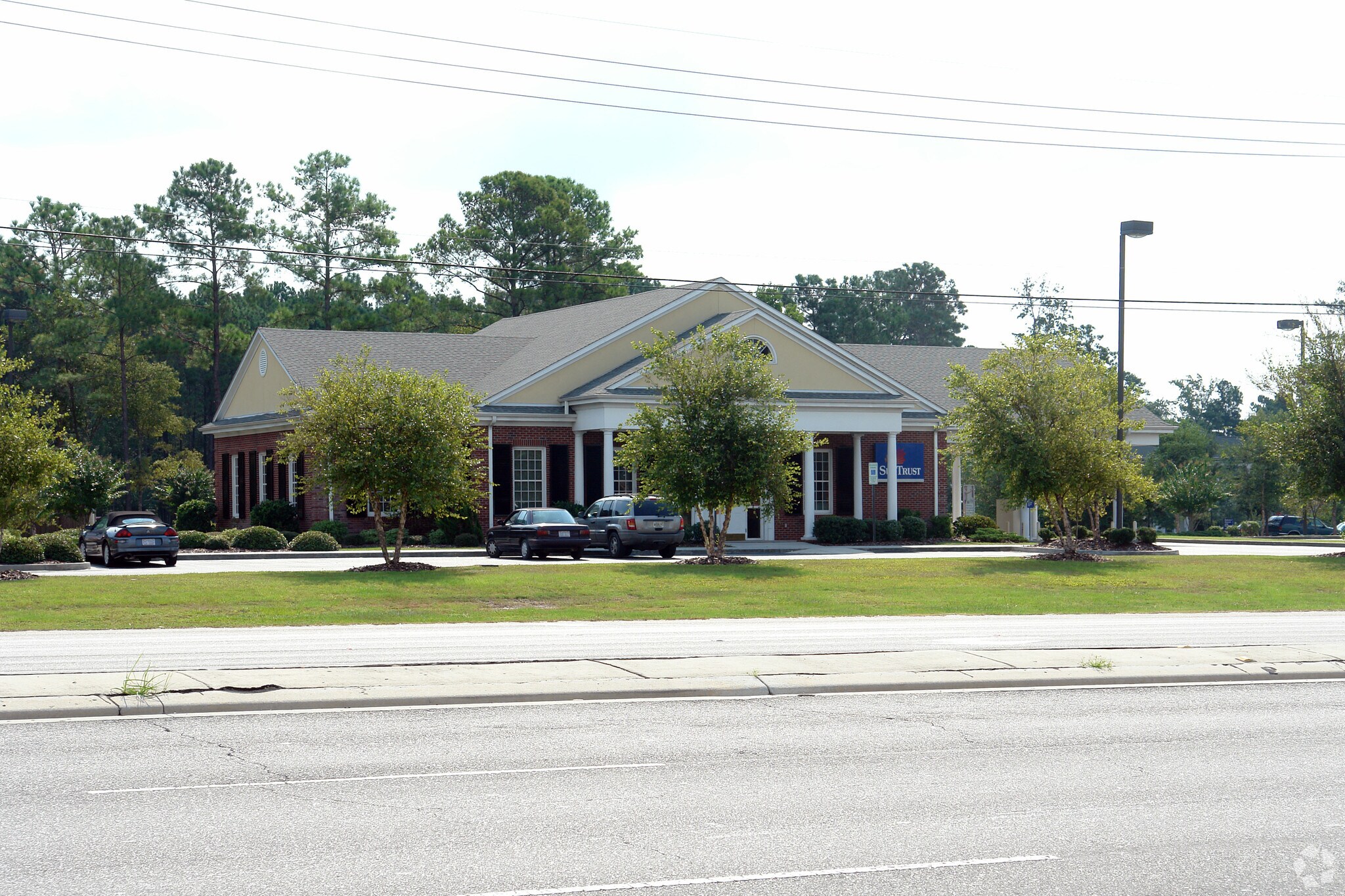 5201 S College Rd Wilmington, NC 28412 Retail Property for Lease on