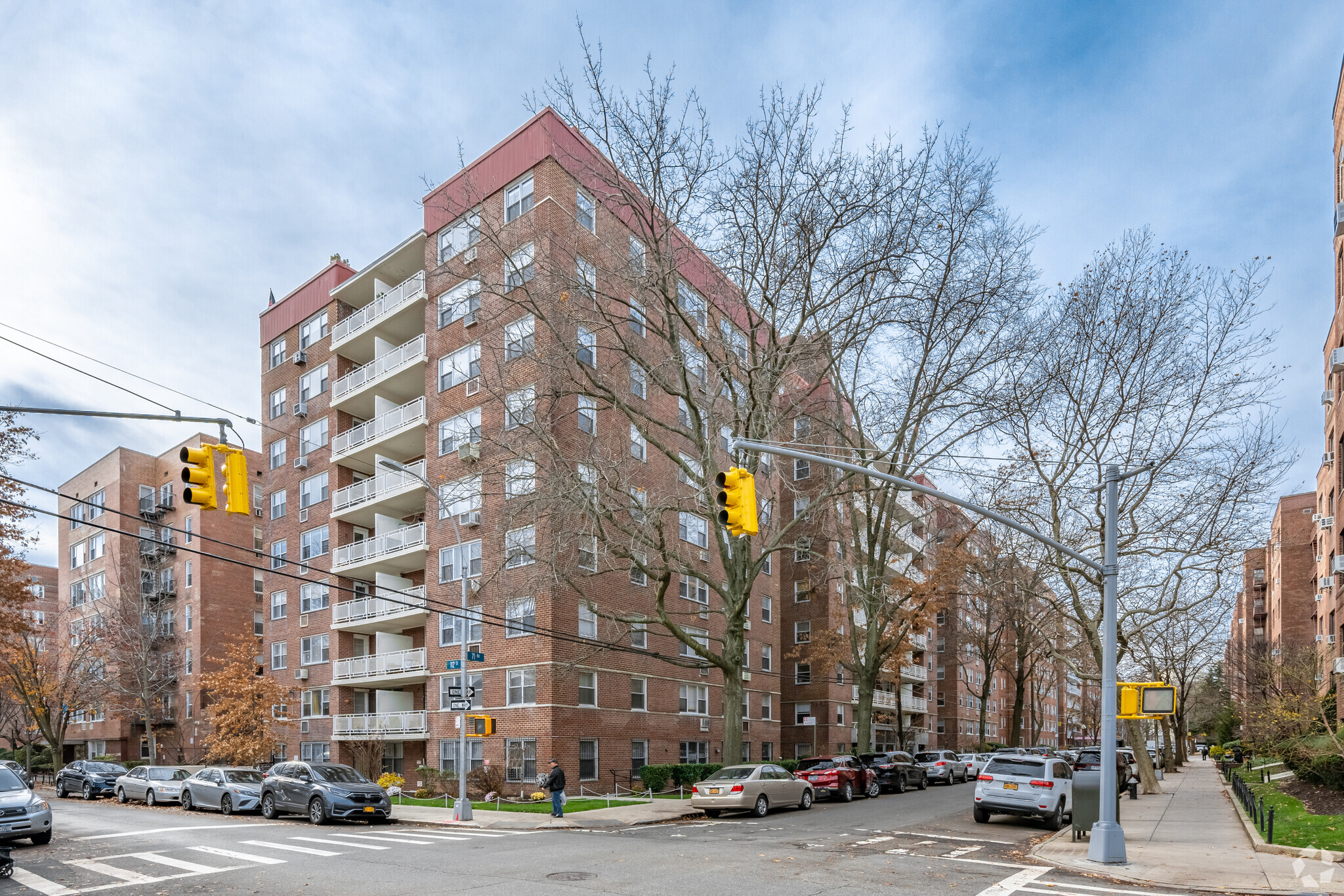11050 71st Rd, Forest Hills, NY for Sale