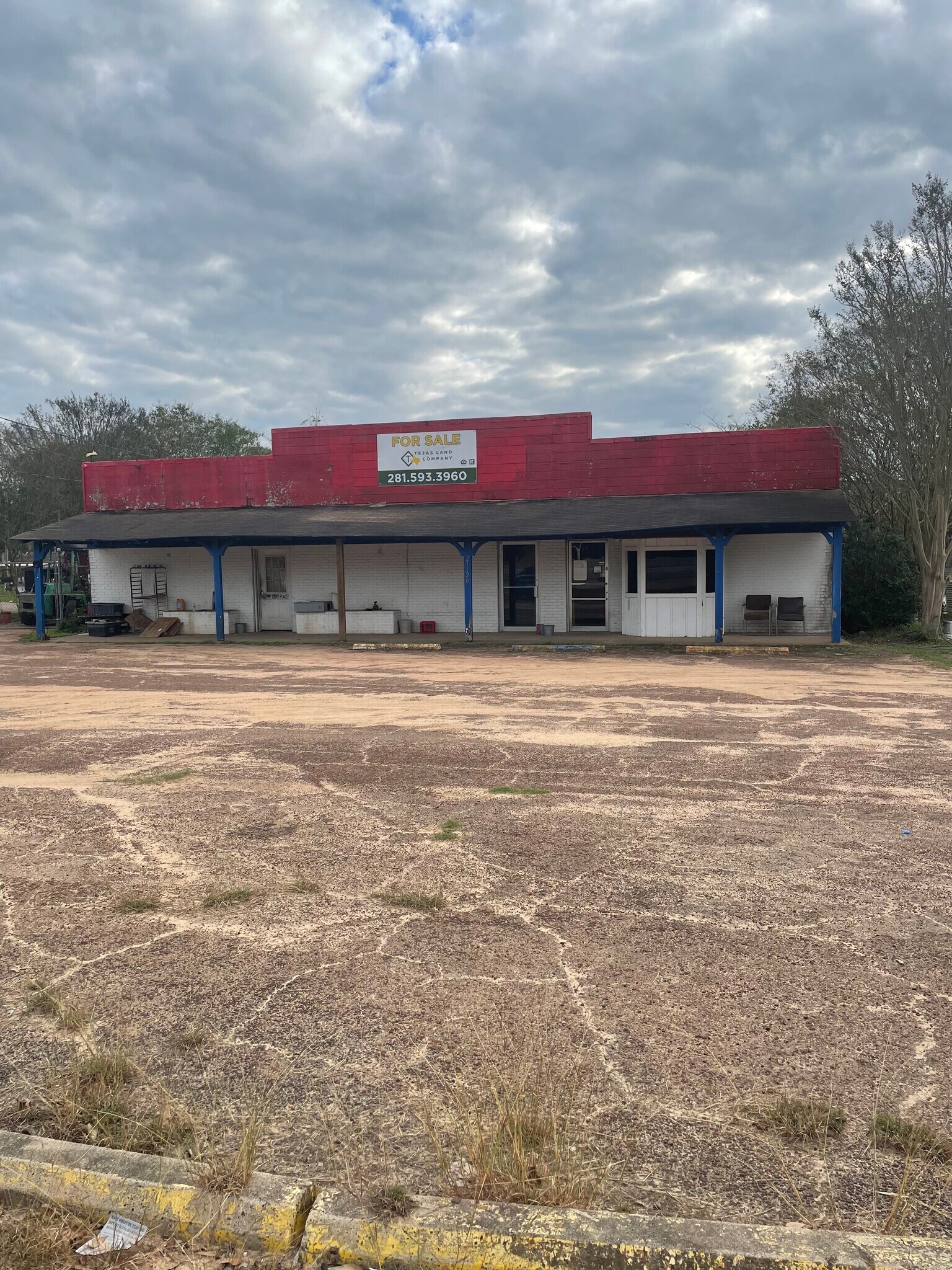 21120 Highway 105, Cleveland, TX for Sale
