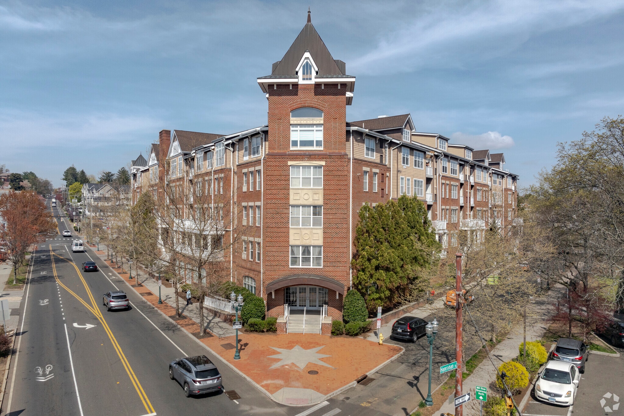 35 W Broad St, Stamford, CT for Sale
