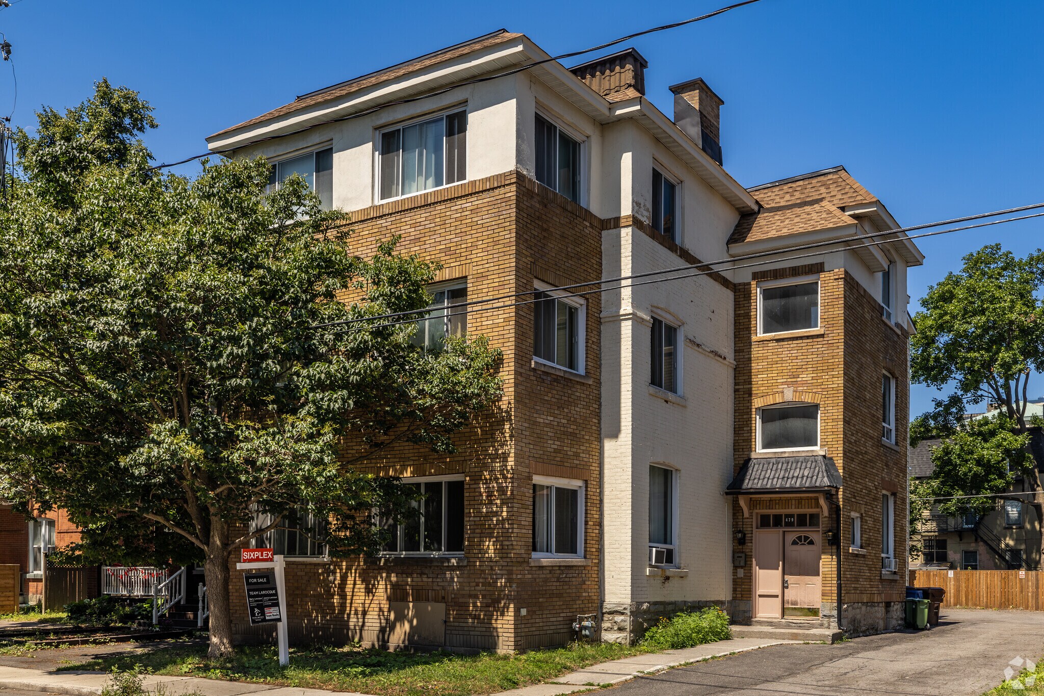 479 Cooper St, Ottawa, ON for Sale
