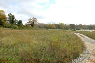 Knoxville, TN Commercial Land - 5805 N Broadway St