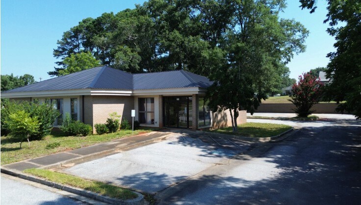 253 E Savannah St, Calhoun Falls, SC for Sale