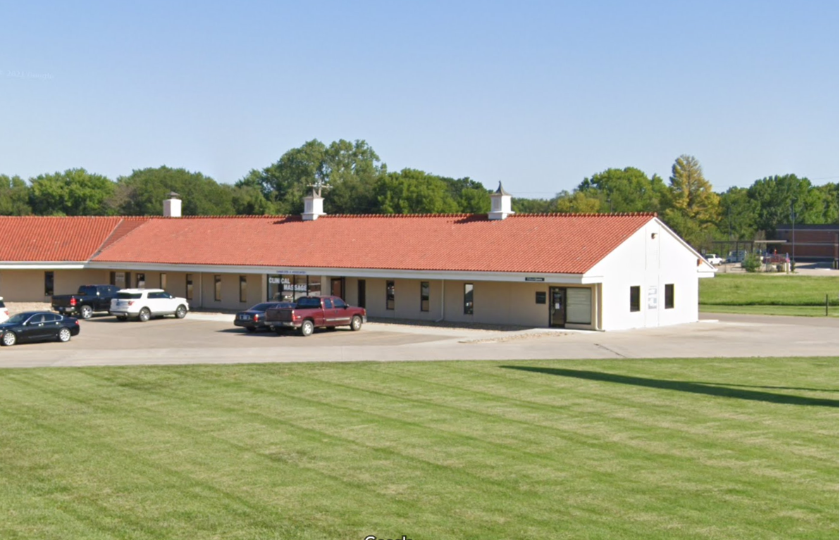 201 NW Us-24 Hwy, Topeka, KS for Rent