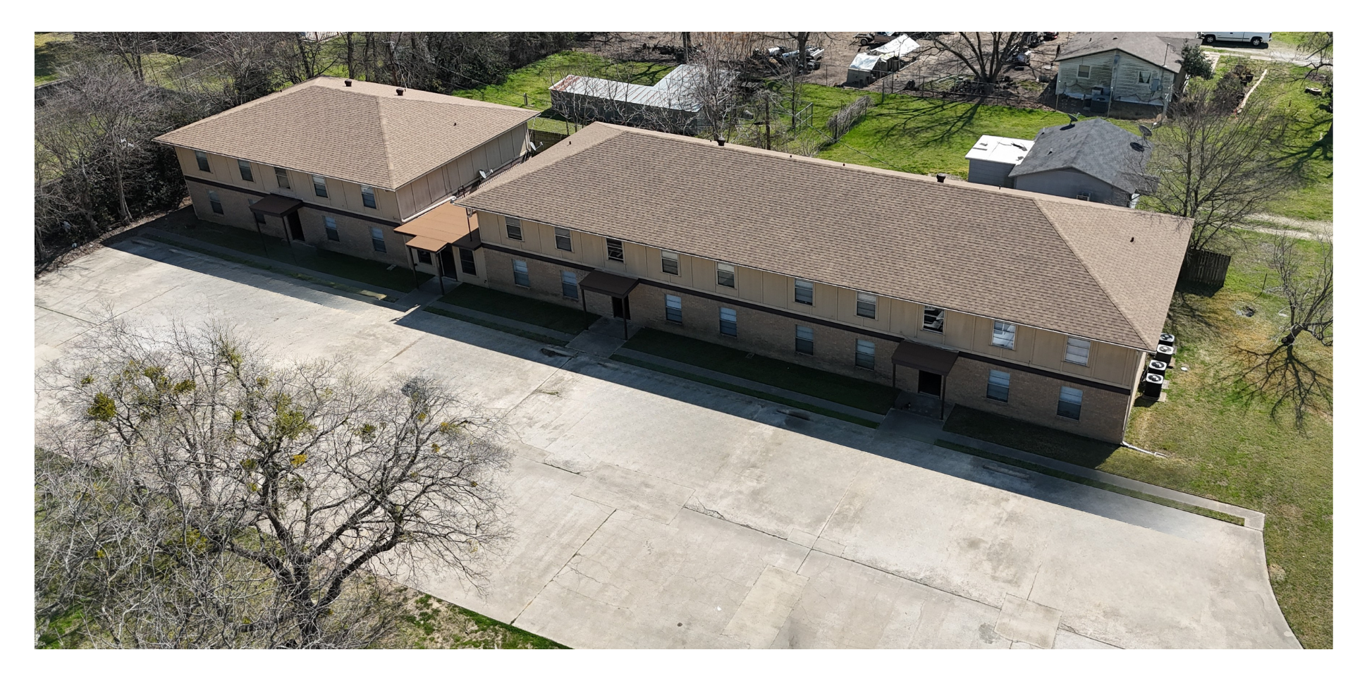 703 E Navasota St, Groesbeck, TX for Sale