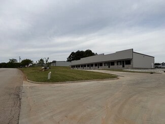 Nacogdoches, TX Office/Retail - 2906 Westward Dr