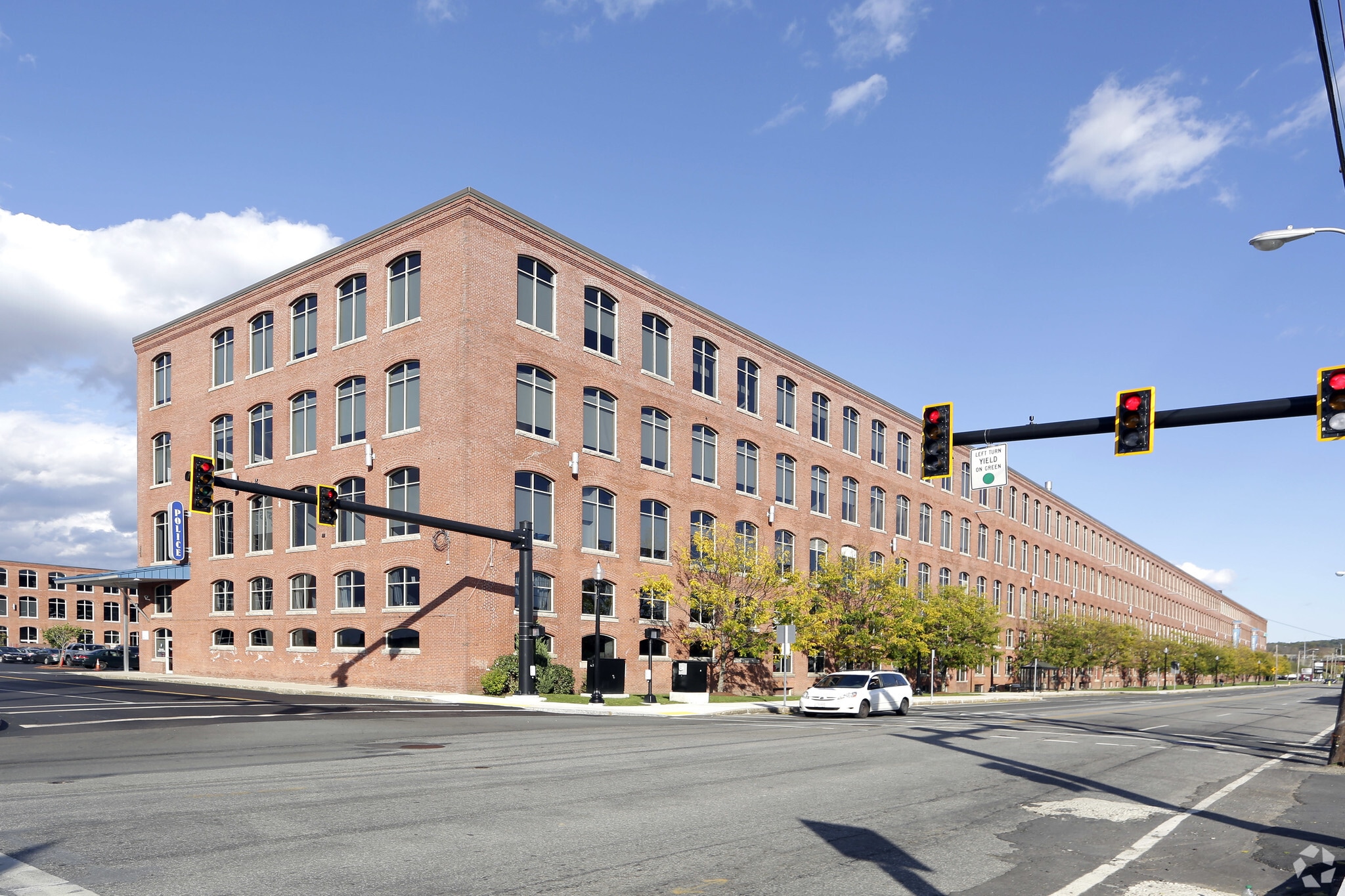 360 Merrimack St Lawrence, MA 01843 Office Property for Lease on